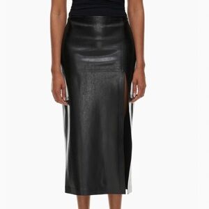 🖤aritzia wilfred midi leather skirt🖤